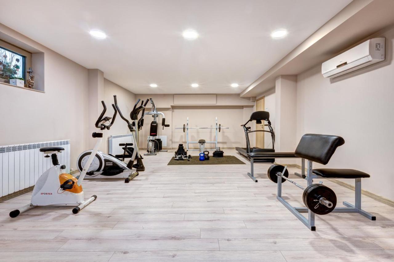 Hotel & Relax Zone Cattleya 克鲁舒纳 外观 照片